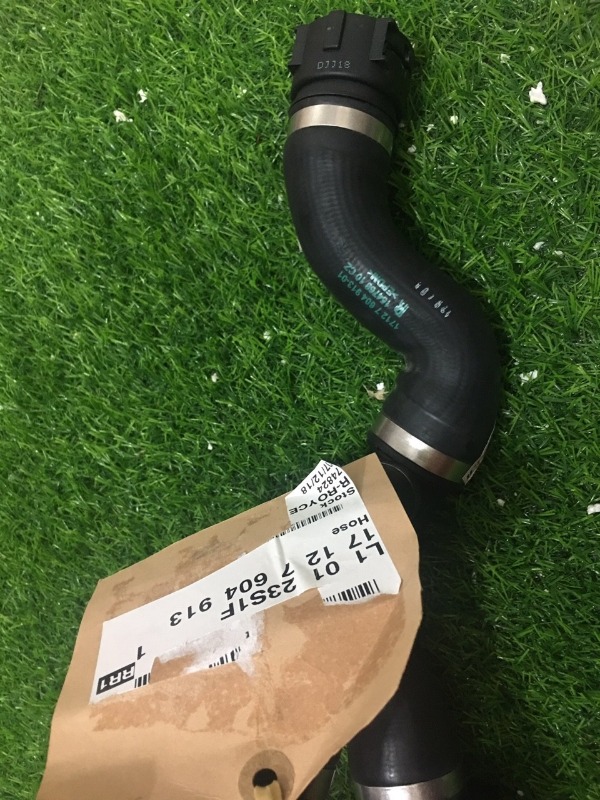 Ống nước Rolls Royce