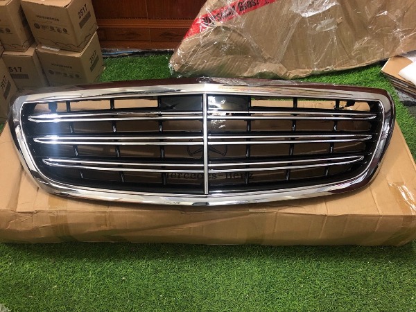 Mặt ca lăng Mercedes S450