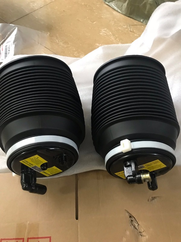 Giảm xóc bóng hơi sau Lexus GX470