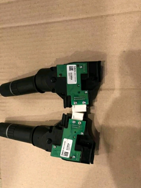 Công tắc pha cos Ford Ranger