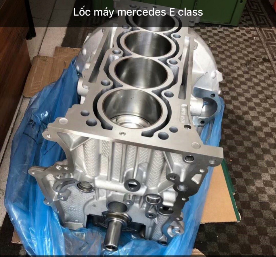 Lốc máy - xylanh động cơ Mercedes E180