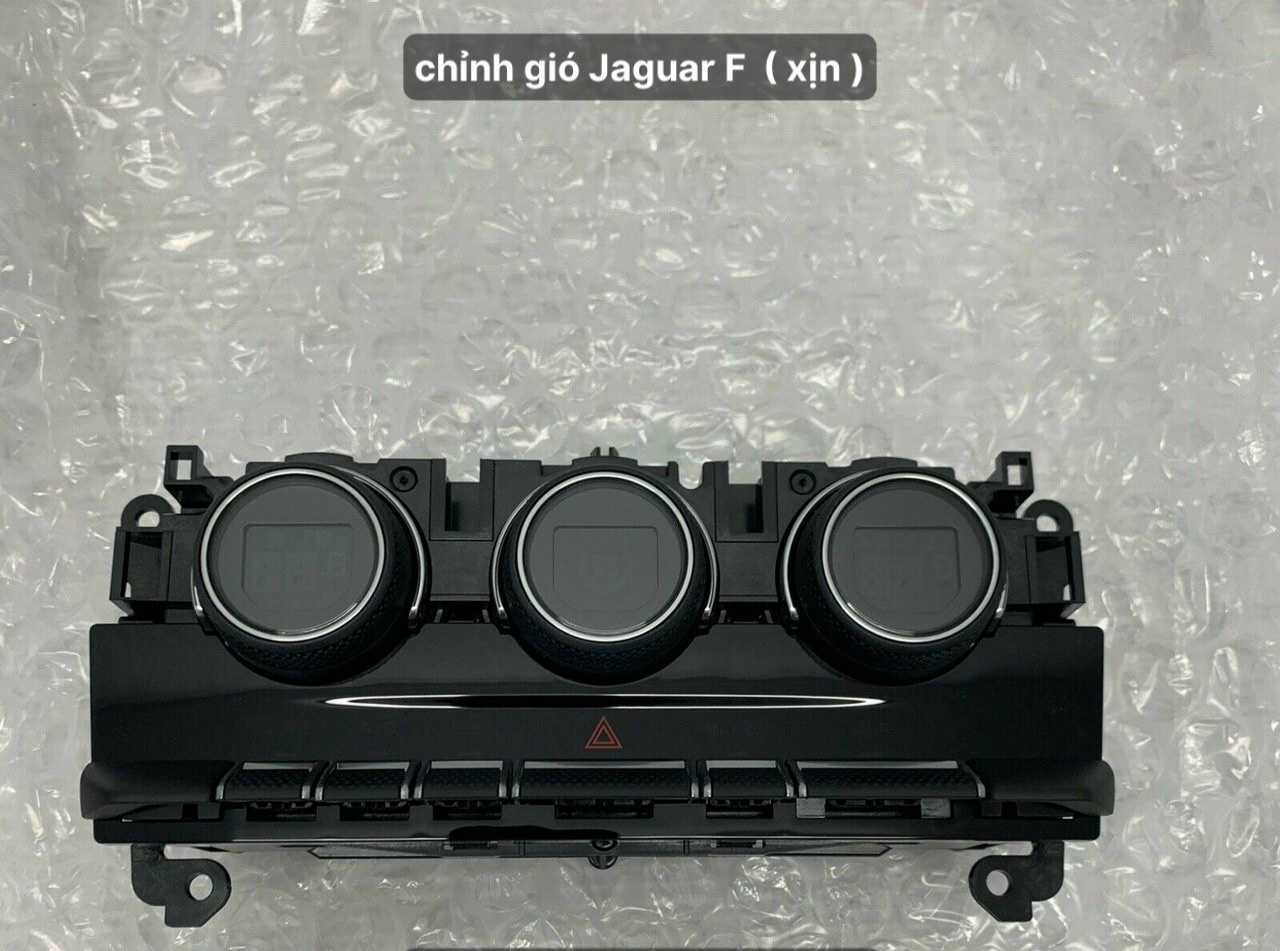 Cửa chỉnh gió điều hòa Jaguar F Type