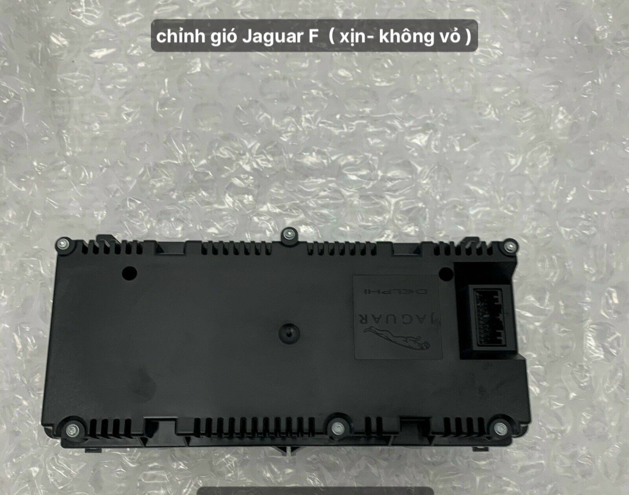 Cửa chỉnh gió điều hòa Jaguar F Type