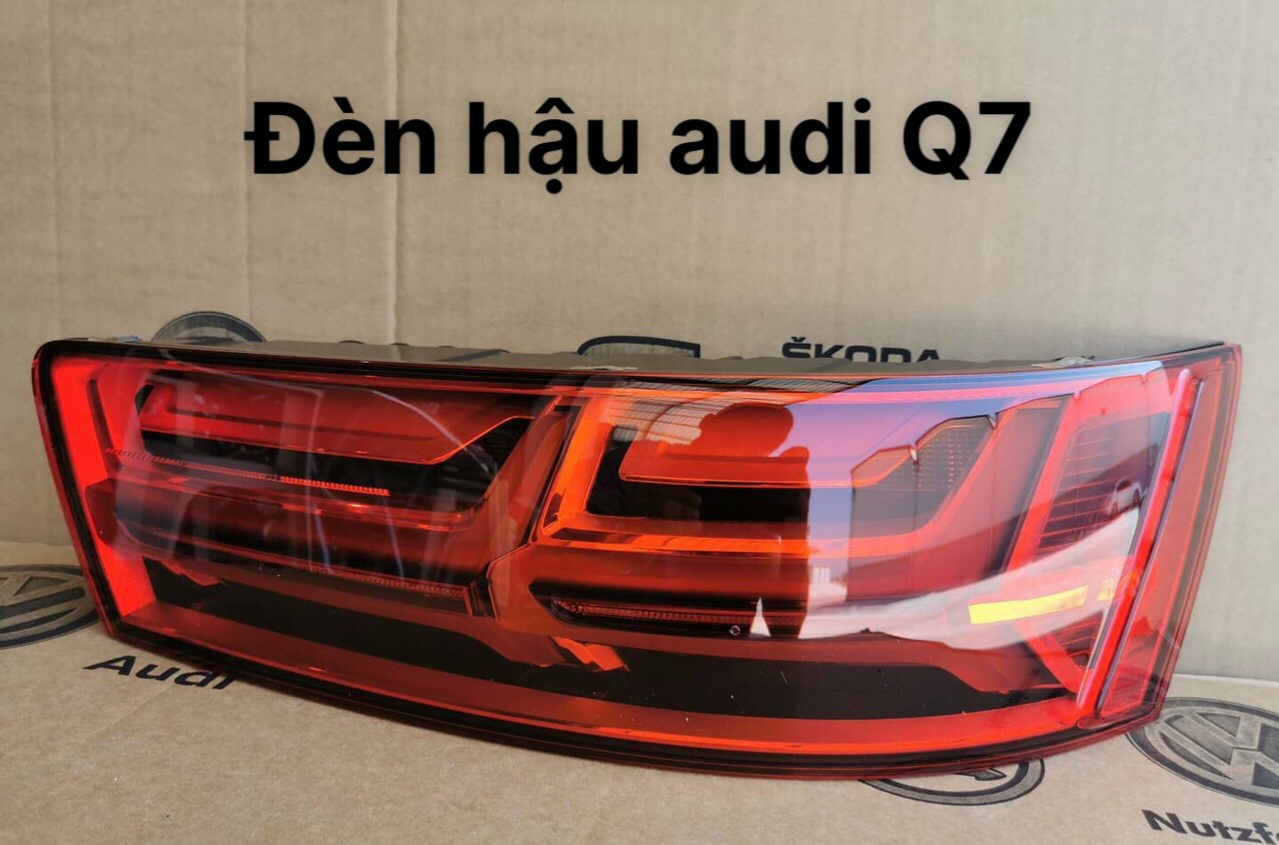 Đèn hậu Audi Q7