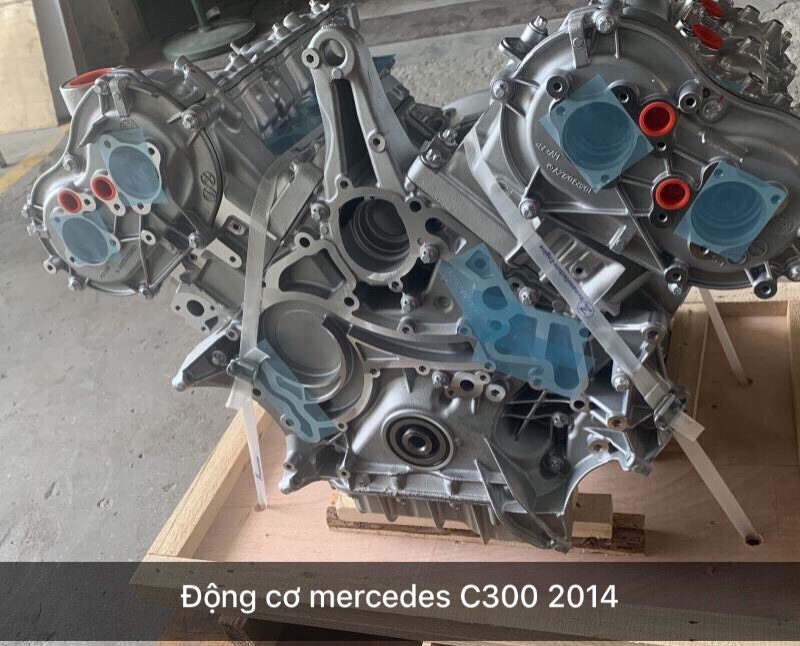 Tổng thành động cơ Mercedes C300 AMG