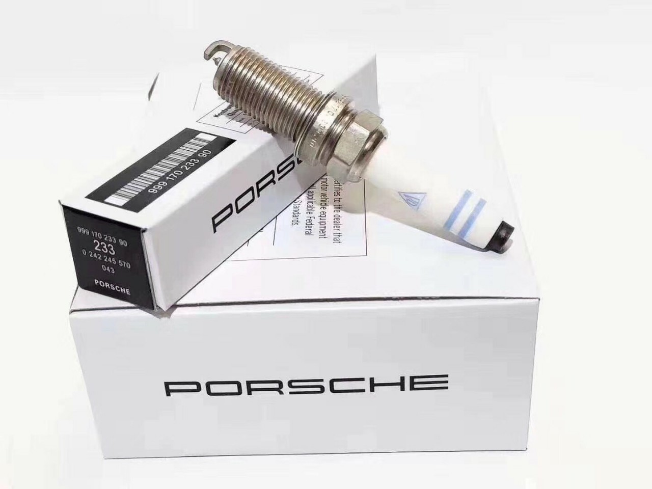 Bugi Platium NGK cho xe Porsche