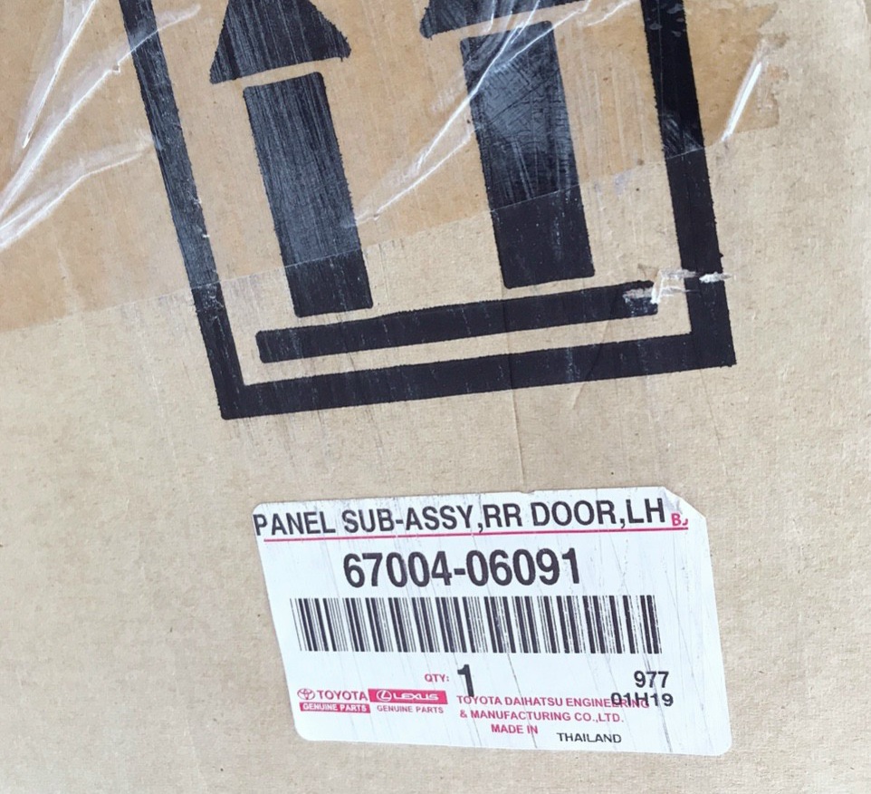 Cánh cửa trước xe Toyota Camry 2010