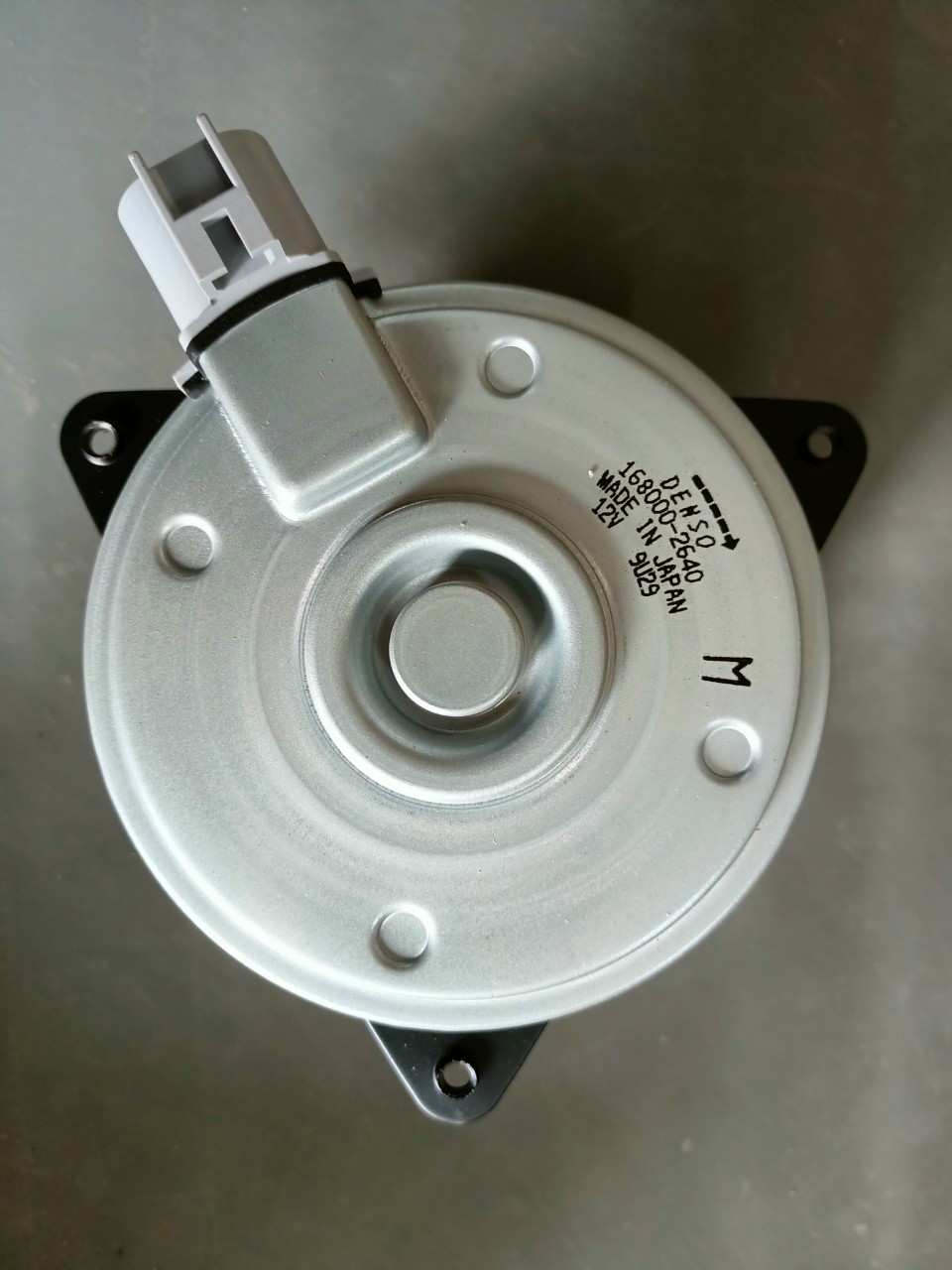 Motor quạt giàn lạnh Toyota Corolla Altis máy 1.8/2.0