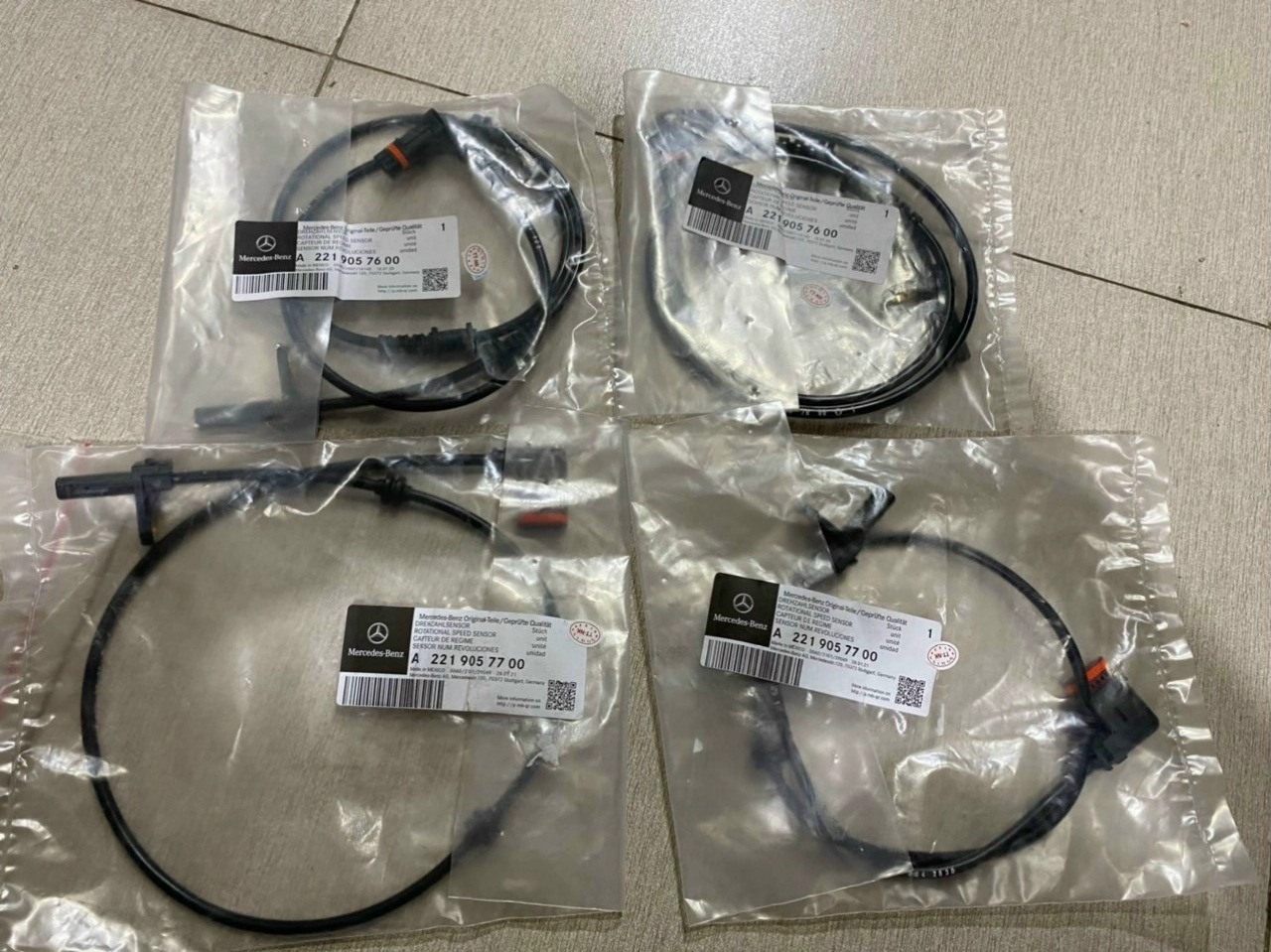 CẢM BIẾN TỐC ĐỘ ABS Mercedes W221