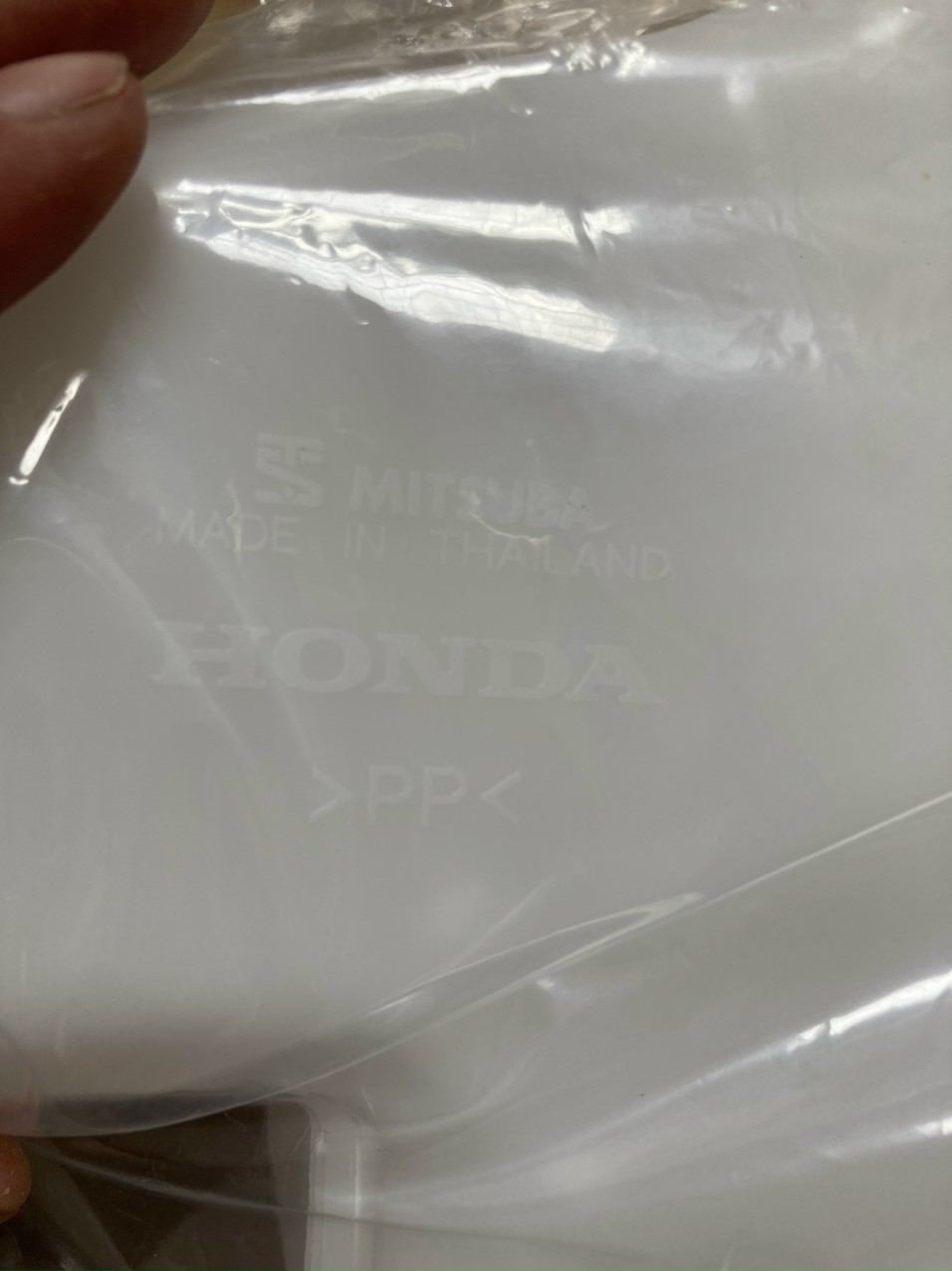 Bình nước rửa kính Honda City