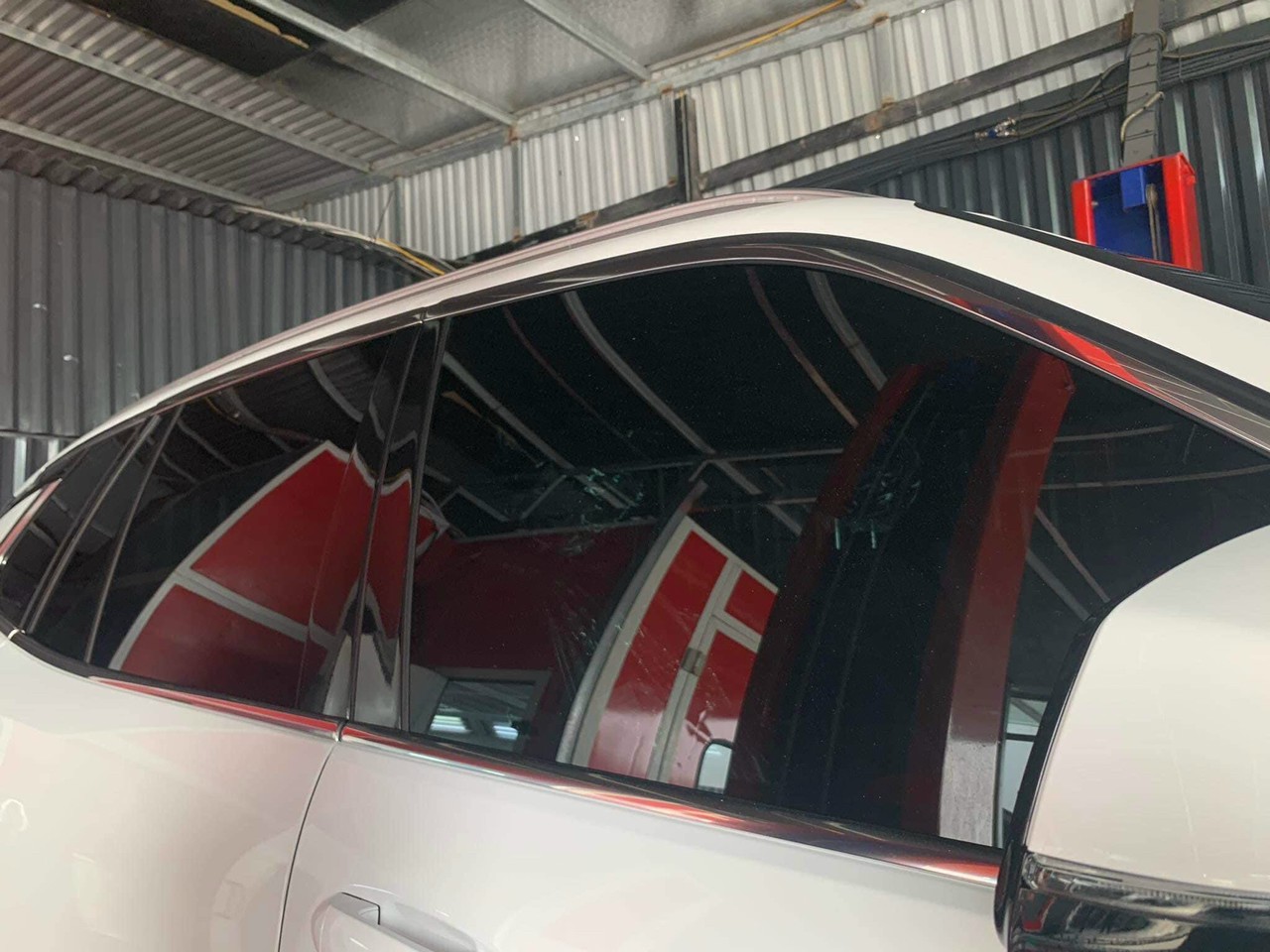 Nẹp viền mạ xe Vinfast Lux Sa