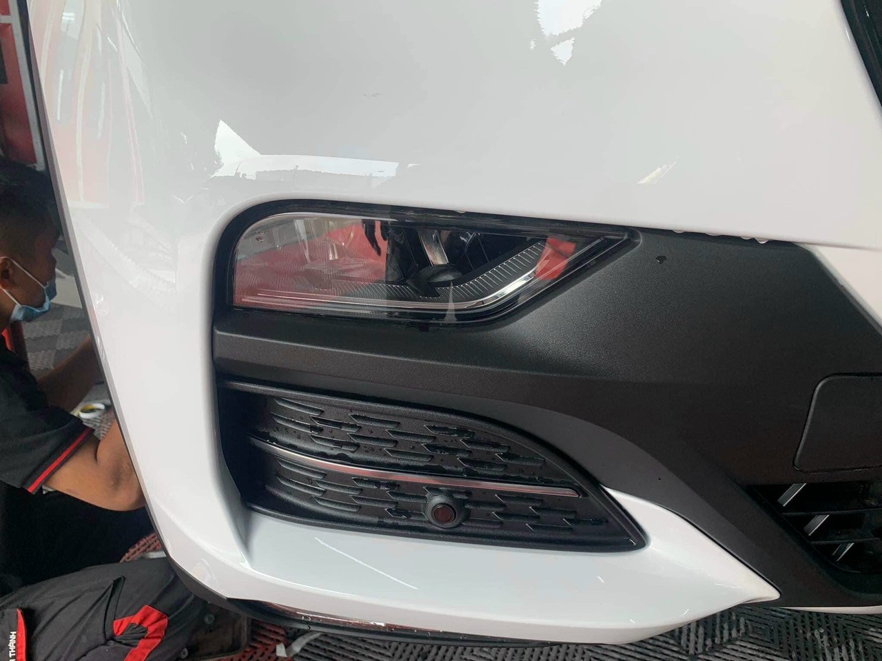 Nẹp viền mạ xe Vinfast Lux Sa