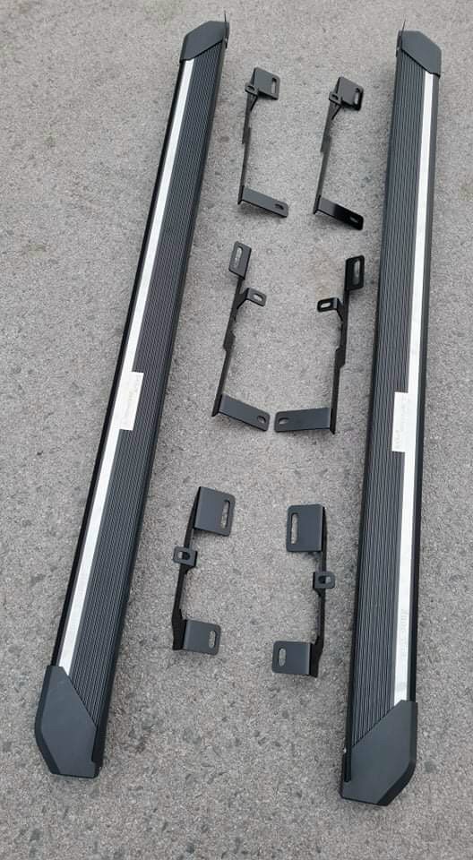 Bậc lên xuống Kia Sonet