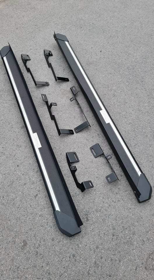 Bậc lên xuống Kia Sonet