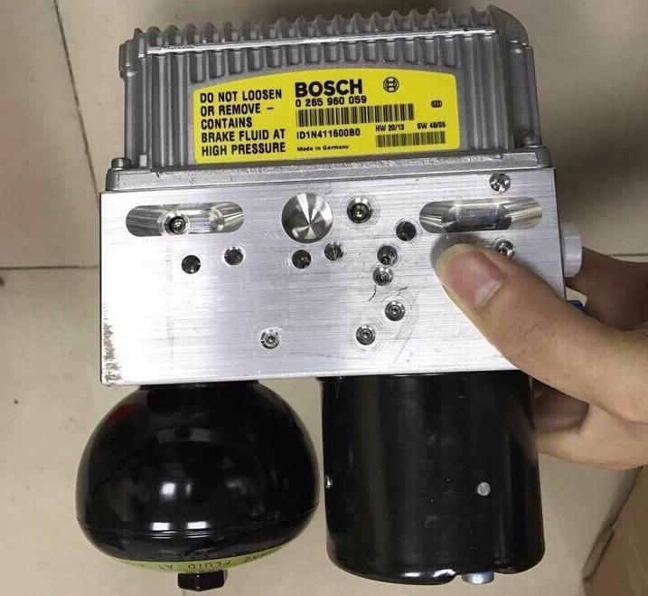 Cụm bơm ABS Mercedes E200