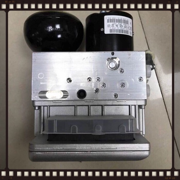 Cụm bơm ABS Mercedes E200