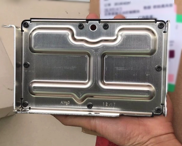 Hộp điều khiển cầu sau Land Rover Discovery Sport 2015