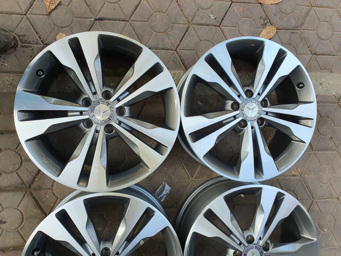 Lazang ô tô - mâm xe Mercedes C250 18"