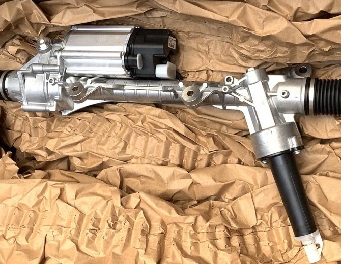 Thước lái xe BMW 650i 2013-2018