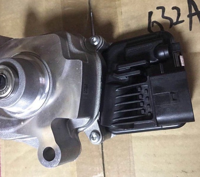 Hộp điều khiển, mô tơ cài cầu BMW 3 Series