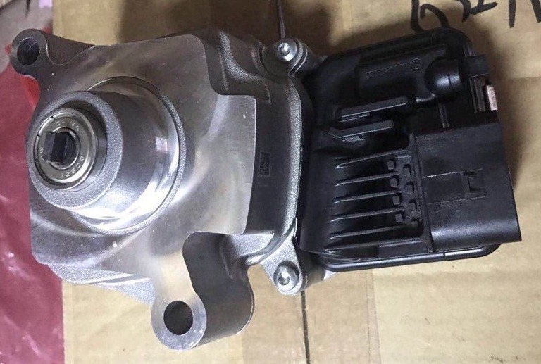 Hộp điều khiển, mô tơ cài cầu BMW 230i 2017-2021