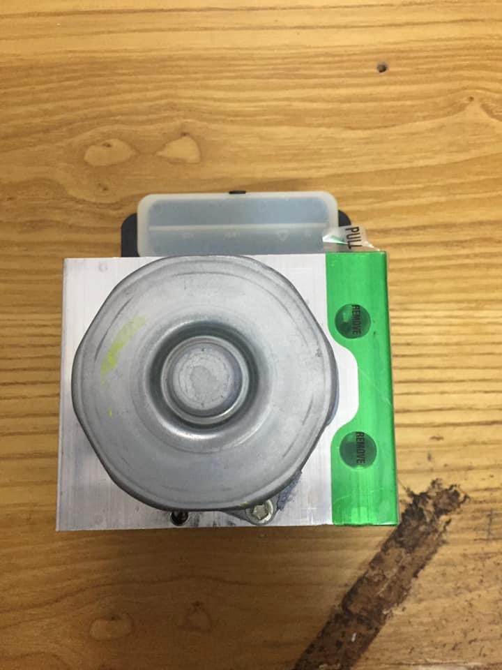 Cụm bơm ABS Mercedes E300