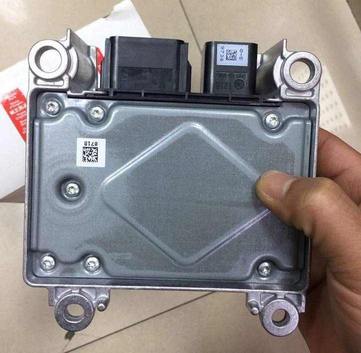 Hộp điều khiển Túi khí Land Rover Range Rover 2010-2012