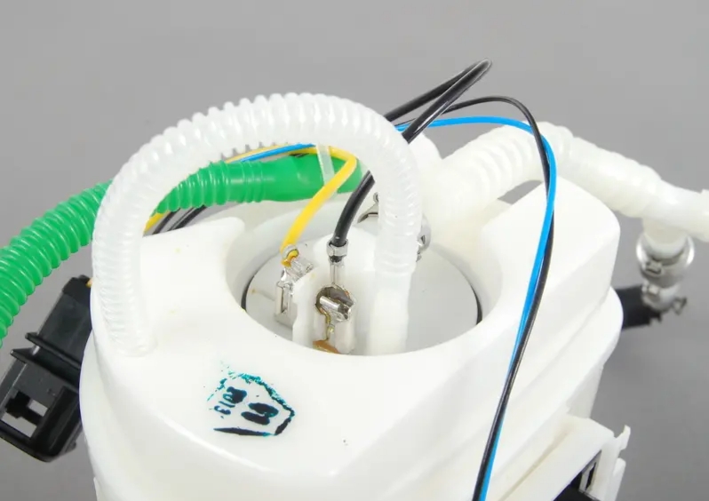 Cụm bơm xăng liền lọc Volkswagen Beetle