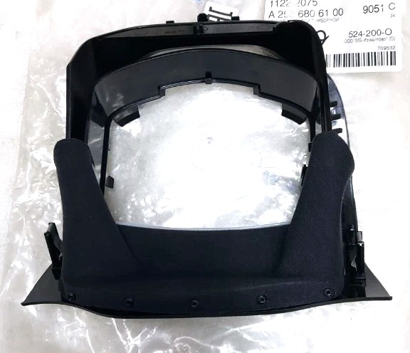 Ốp nhựa cổ vô lăng Mercedes GLC200 2018