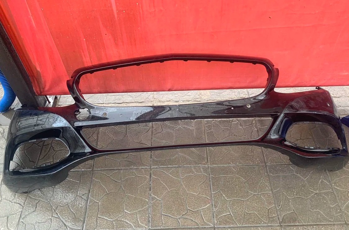 Ba đờ sốc trước xe Mercedes C200 2016
