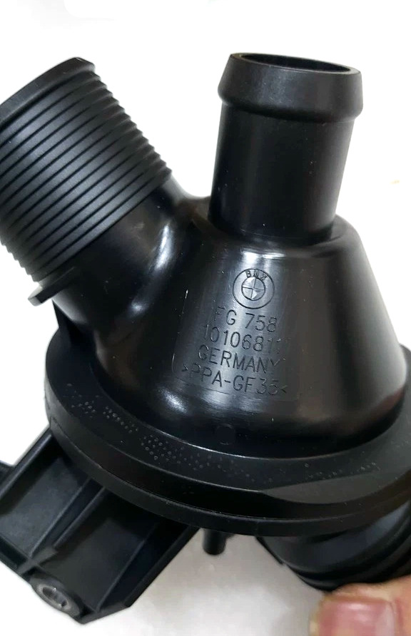 Van hằng nhiệt BMW X4 F26