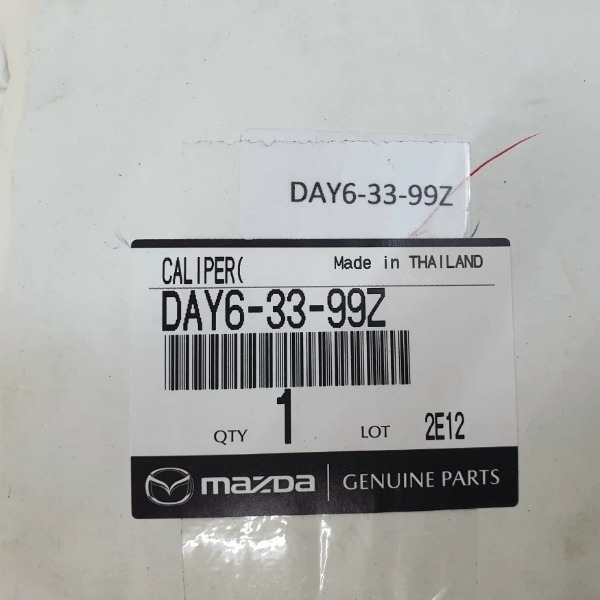 Cụm phanh - gông phanh trước Mazda 2 2016-2019 Mã DAY6-33-99Z