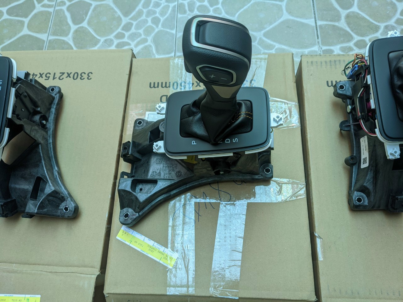 Cụm cần đi số Ford Ranger 2008-2018