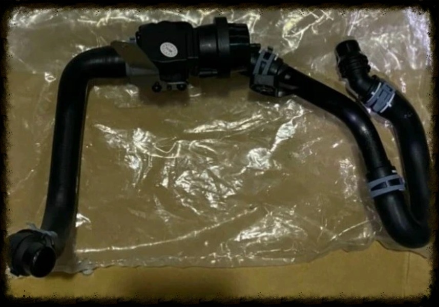 Cụm van nước nóng Mercedes E250 2013-2018