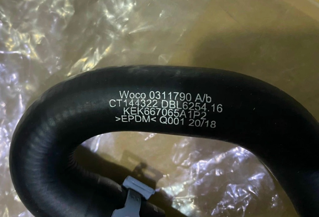 Cụm van nước nóng Mercedes E250 2013-2018