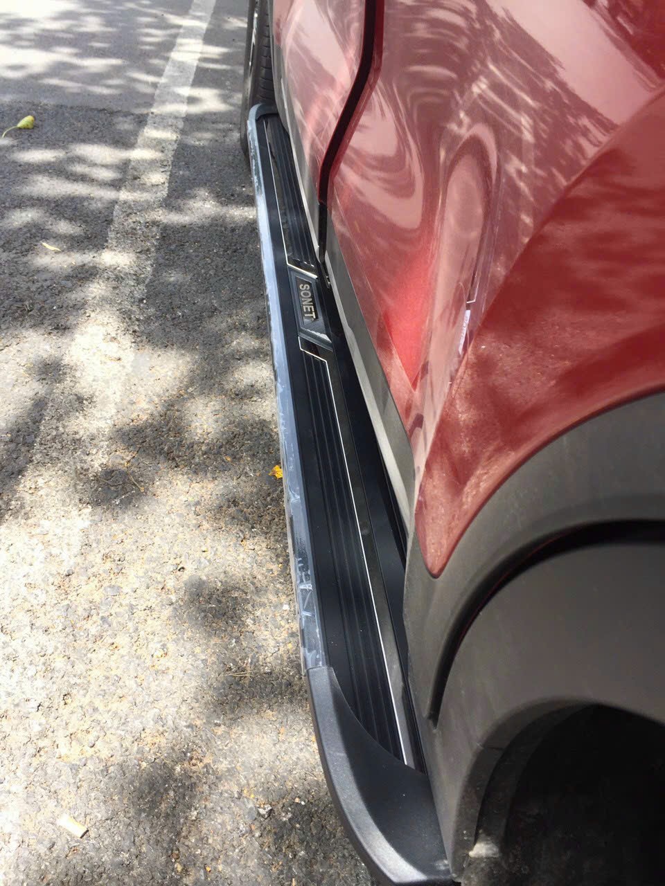 Bậc lên xuống Kia Sonet