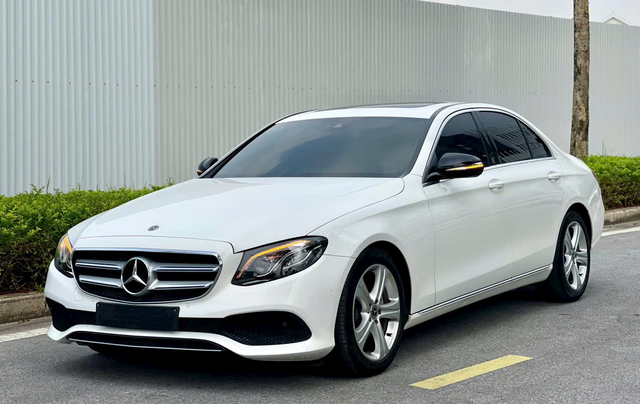 Mercedes E250 2017 Màu Trắng