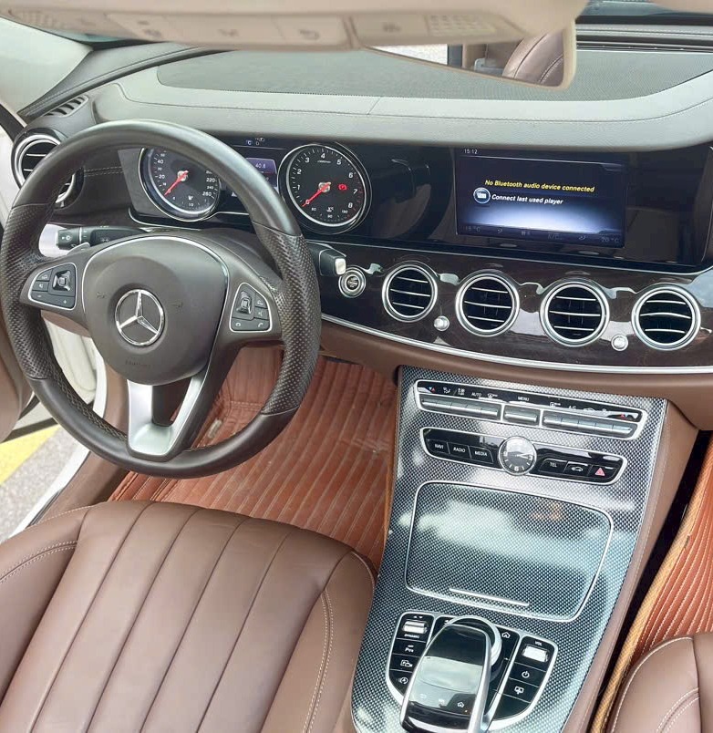 Mercedes E250 2017 Màu Trắng