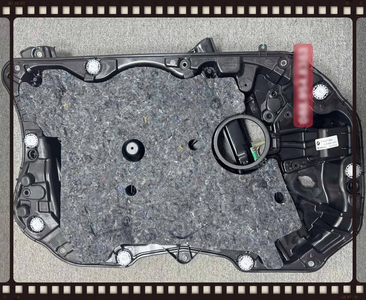 Cơ cấu nâng hạ kính trước trái BMW M5 2018-2023 Mã 51337487995