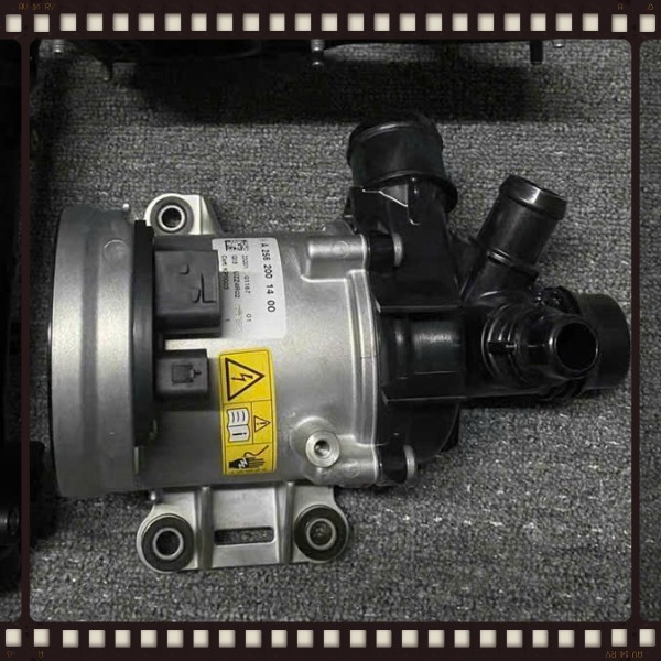 Bơm nước Mercedes S450 2017-2020 Mã A2562001400