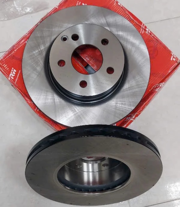 Đĩa phanh trước xe Mercedes C200 2007-2014 Mã A2124211312