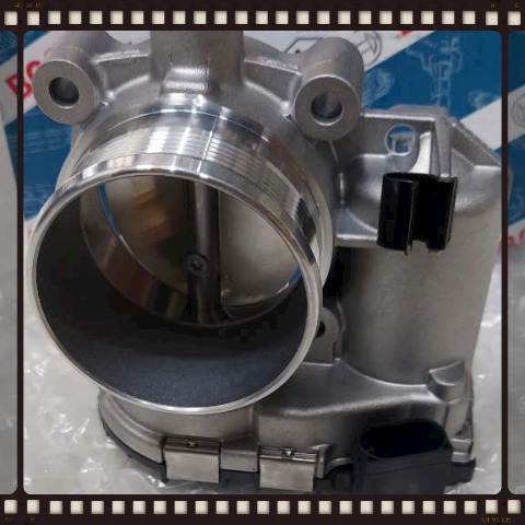 BƯỚM GA - HỌNG GA RANGE ROVER EVOQUE 2012-2017 MÃ LR024970