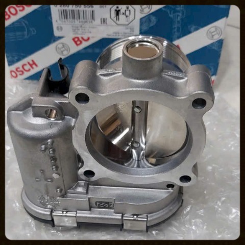 BƯỚM GA - HỌNG GA XE JAGUAR XF MÃ LR024970