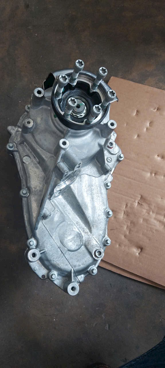 Hộp số phụ Mercedes GLS Class 2019-2025 Mã A1672807300