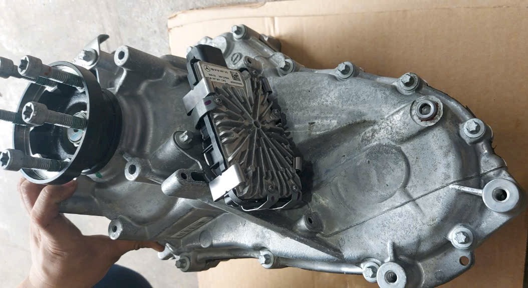 Hộp số phụ Mercedes GLE Class 2019-2025 Mã A1672807300