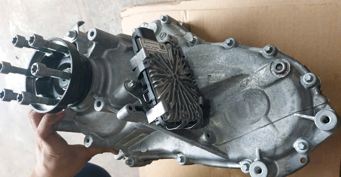 Hộp số phụ Mercedes GLS Class 2019-2025 Mã A1672807300