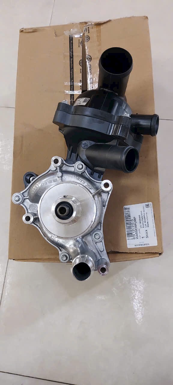 Cụm bơm nước Audi A8 2003-2010 Mã 079121013N; 079121013D