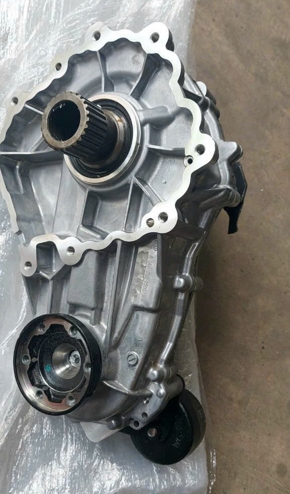 Hộp số phụ Mercedes GLS600 2019-2024 Mã A1672807500