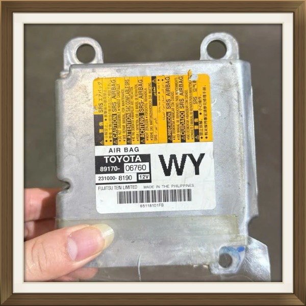 Hộp điều khiển túi khí SRS Toyota Camry 2018 Mã 89170-06760