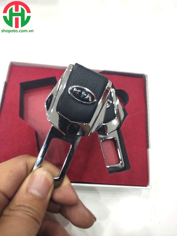 Chốt đai an toàn KIA